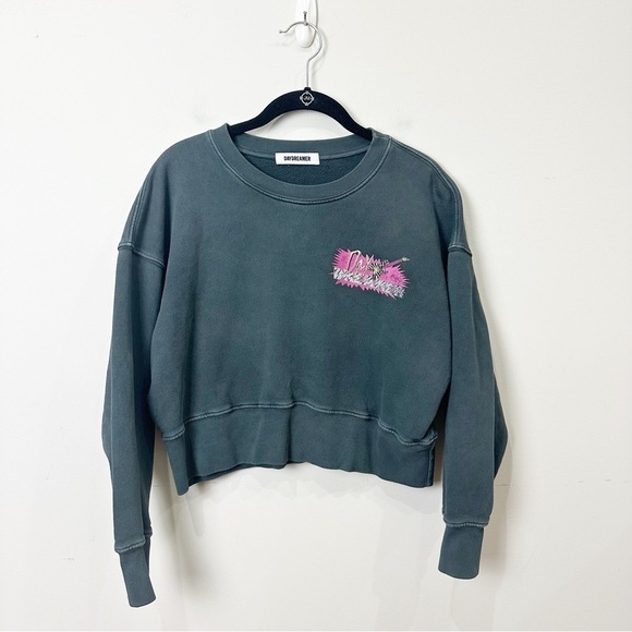 Daydreamer Guitar Shop Cropped Sweatshirt Gray Graphic - Picture 2 of 8